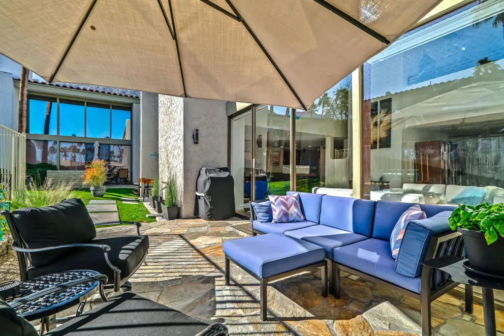 231 E La Verne Way E, Palm Springs, California 92264 home-pic-48