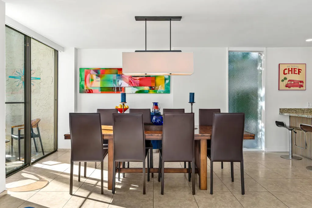231 E La Verne Way E, Palm Springs, California 92264 home-pic-6