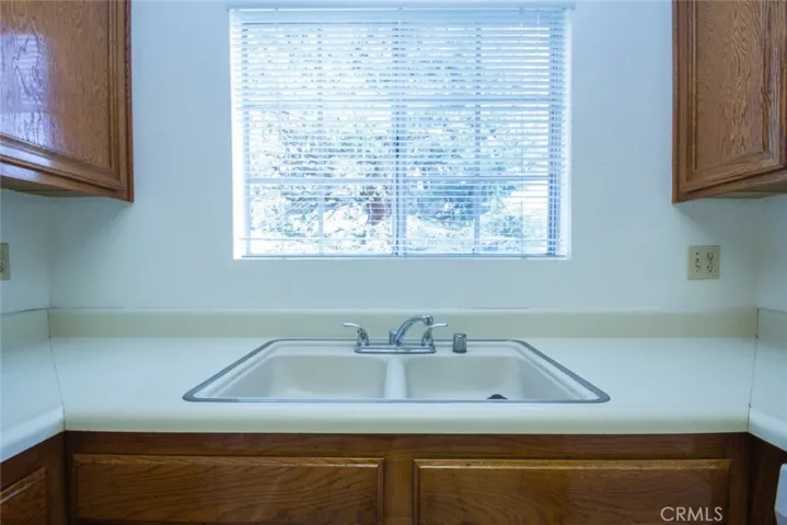 404 Lincoln Avenue, Glendale, California 91205