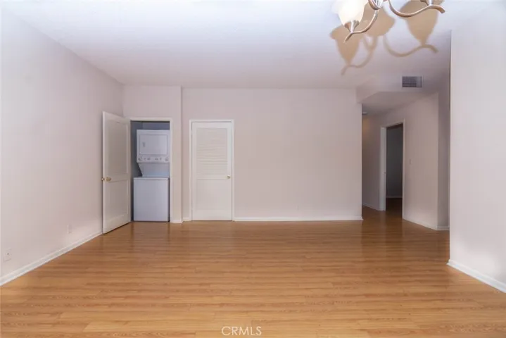 404 Lincoln Avenue, Glendale, California 91205