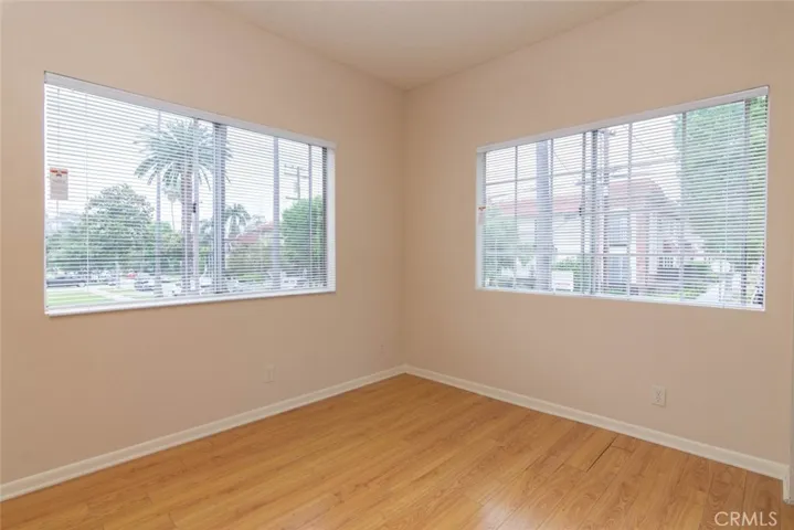 404 Lincoln Avenue, Glendale, California 91205