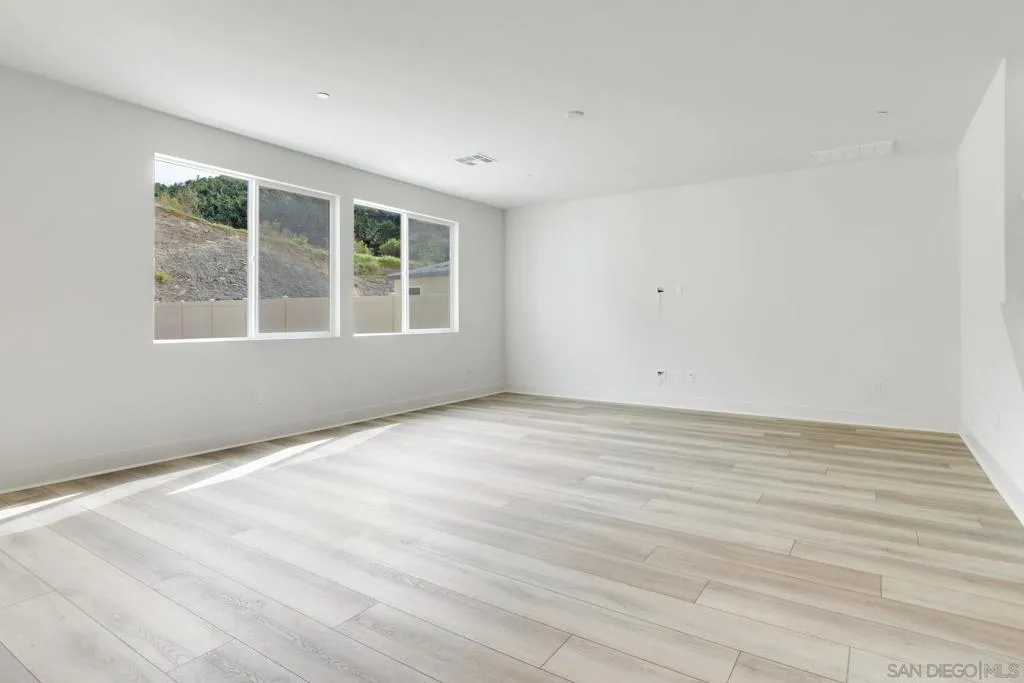 703 Meadowood St Lot 327 Lot 327, Fallbrook, California 92028 home-pic-4