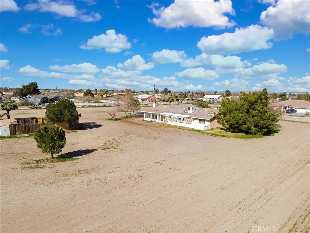 4851 Chevoit Road, Phelan, California 92371 home-pic-36
