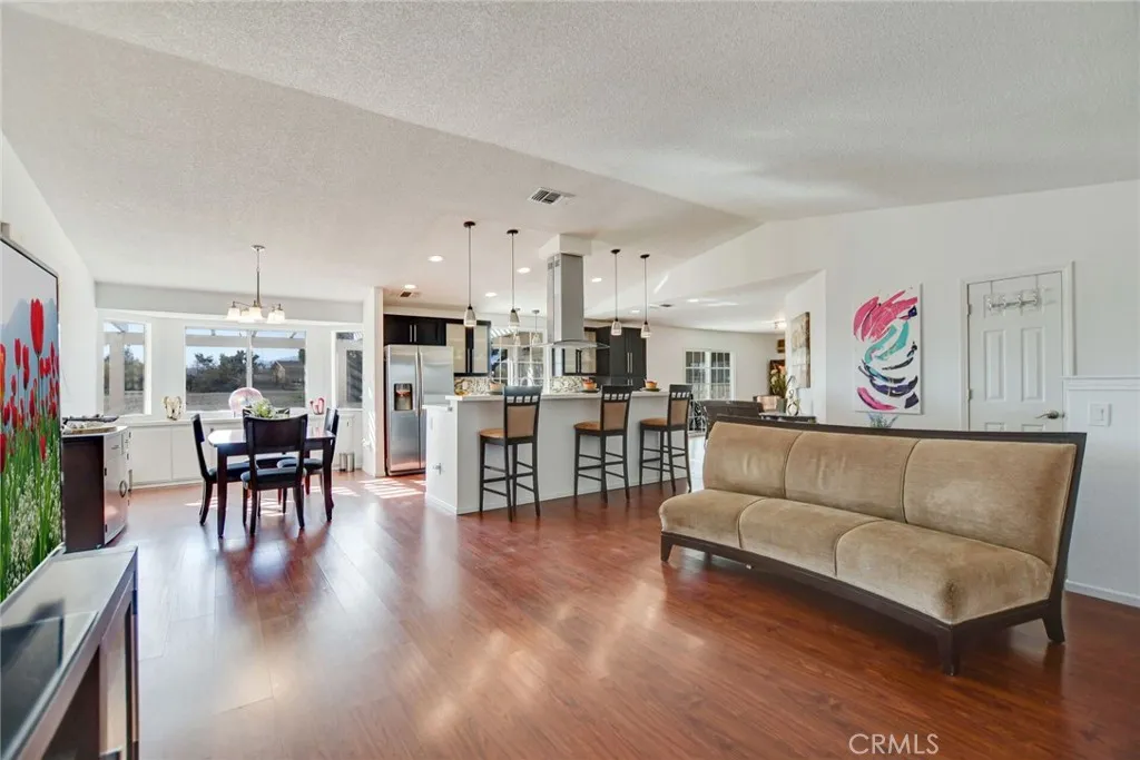 4851 Chevoit Road, Phelan, California 92371 home-pic-3