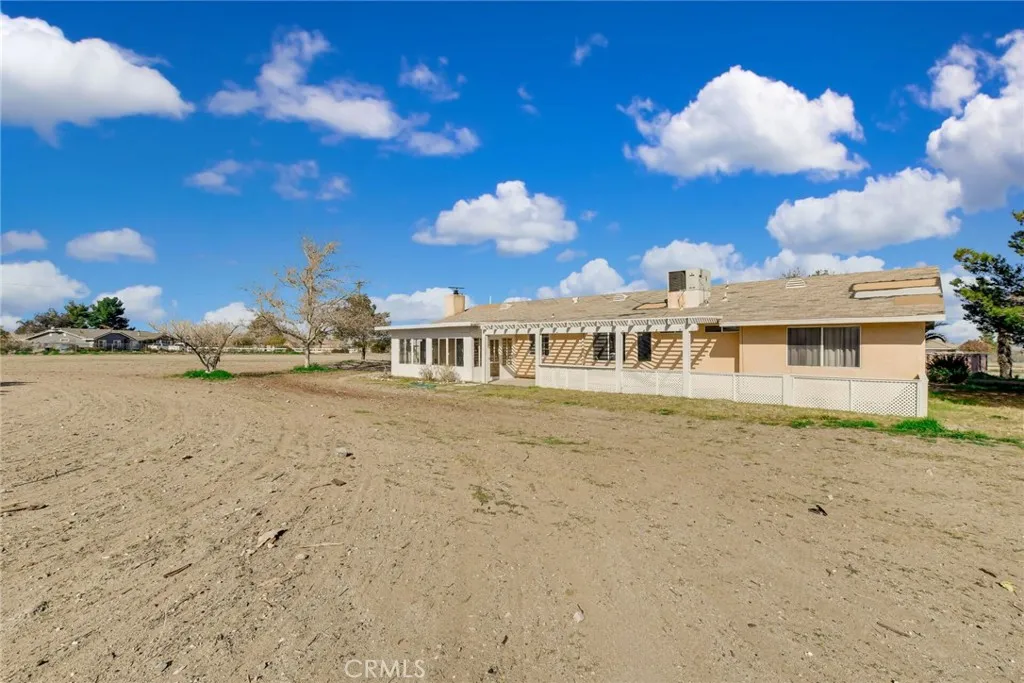 4851 Chevoit Road, Phelan, California 92371 home-pic-33