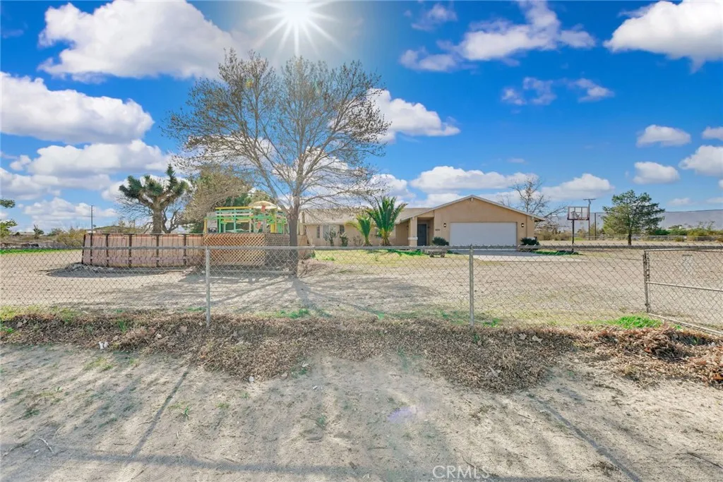 4851 Chevoit Road, Phelan, California 92371 home-pic-1