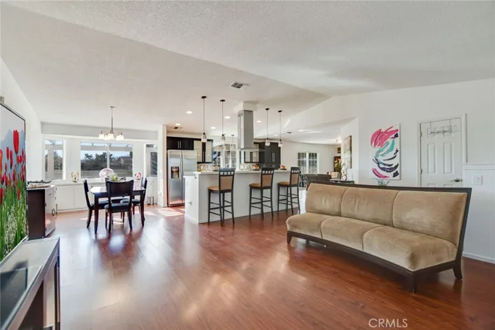 Open concept floorpan