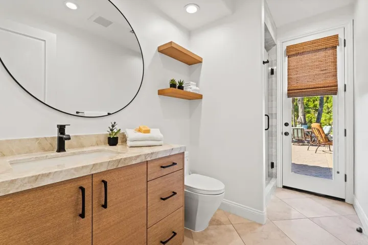 main floor bedroom bath