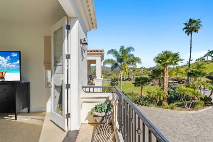 multiple balconys
