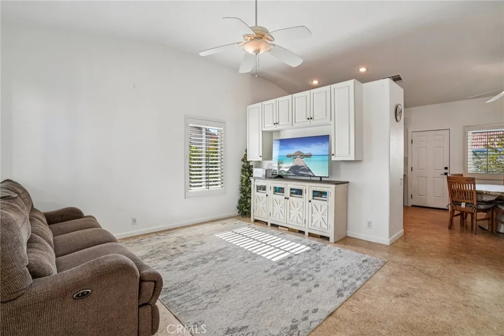 31607 Via Ventana, Thousand Palms, California 92276 home-pic-5
