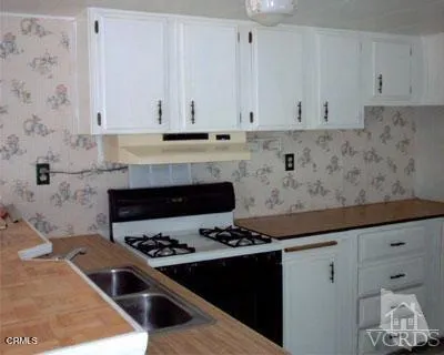 2178 Thrush_Kitchen