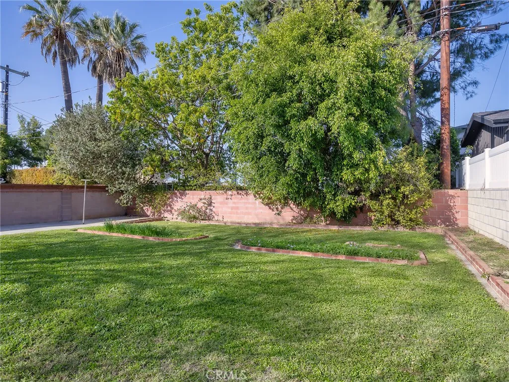 13607 Huston Street, Sherman Oaks, California 91423 home-pic-34