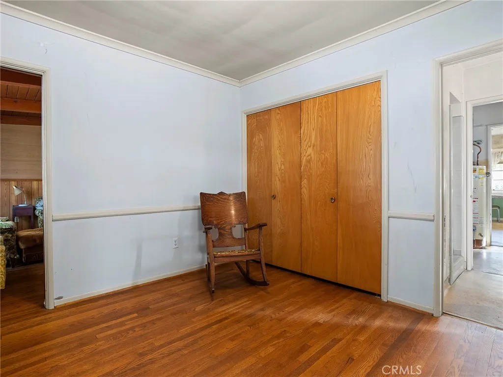 13607 Huston Street, Sherman Oaks, California 91423 home-pic-24