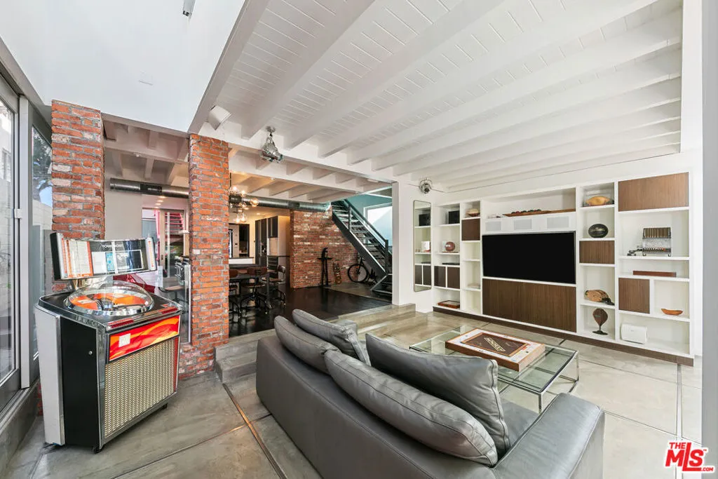 1430 Abbot Kinney Boulevard, Venice, California 90291 home-pic-16