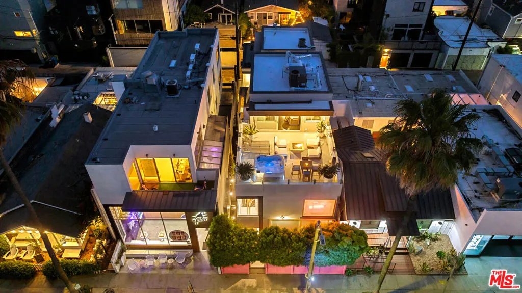 1430 Abbot Kinney Boulevard, Venice, California 90291 home-pic-4