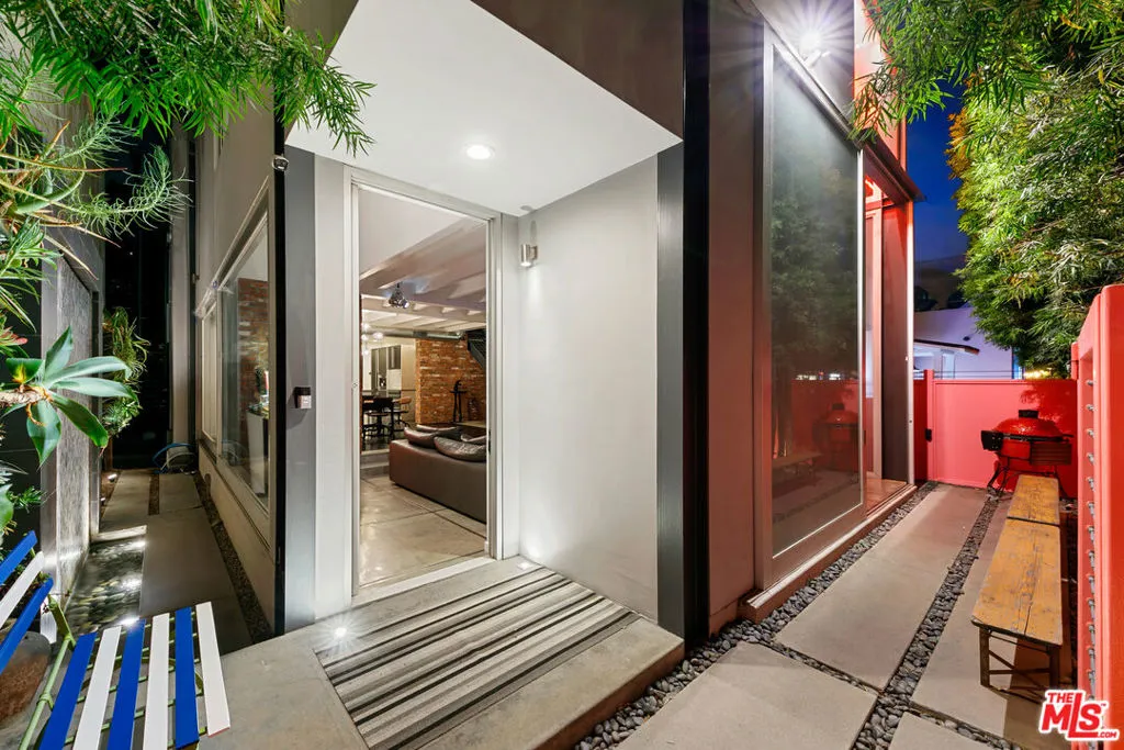 1430 Abbot Kinney Boulevard, Venice, California 90291 home-pic-9