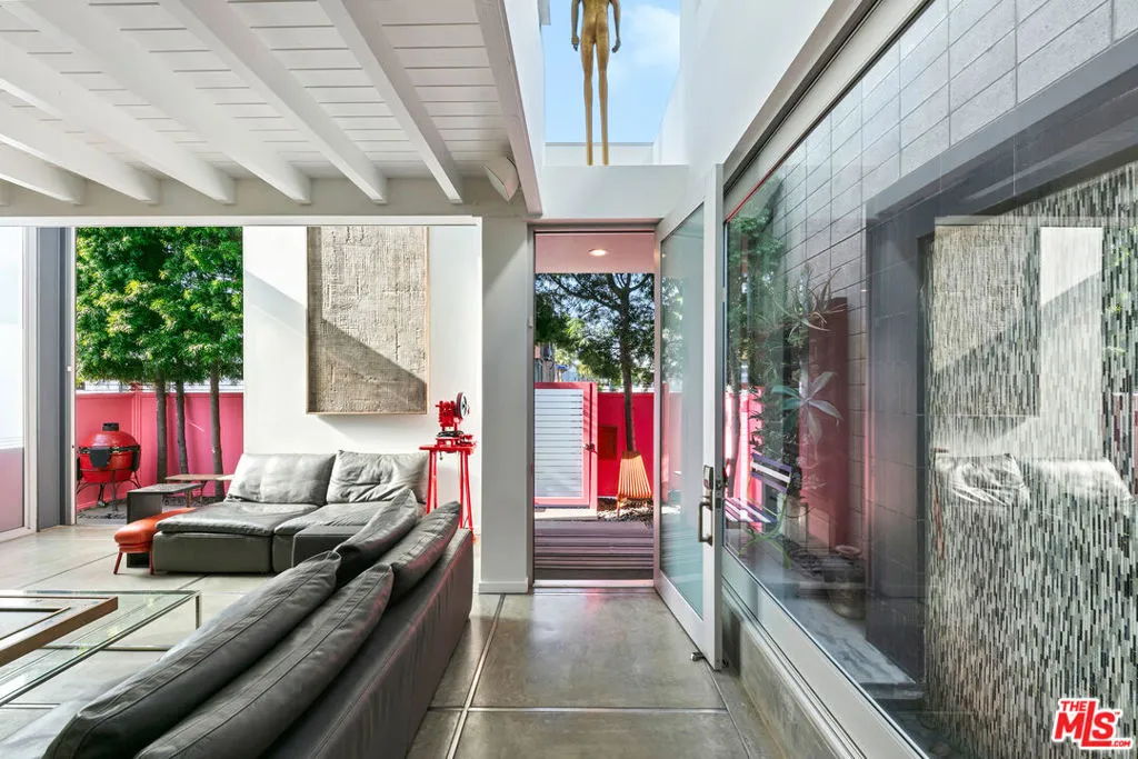 1430 Abbot Kinney Boulevard, Venice, California 90291 home-pic-12