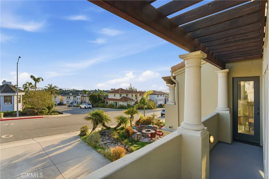 692 Shamrock, Pismo Beach, California 93449 home-pic-63