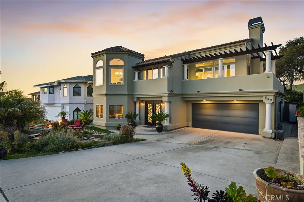 692 Shamrock, Pismo Beach, California 93449 home-pic-2