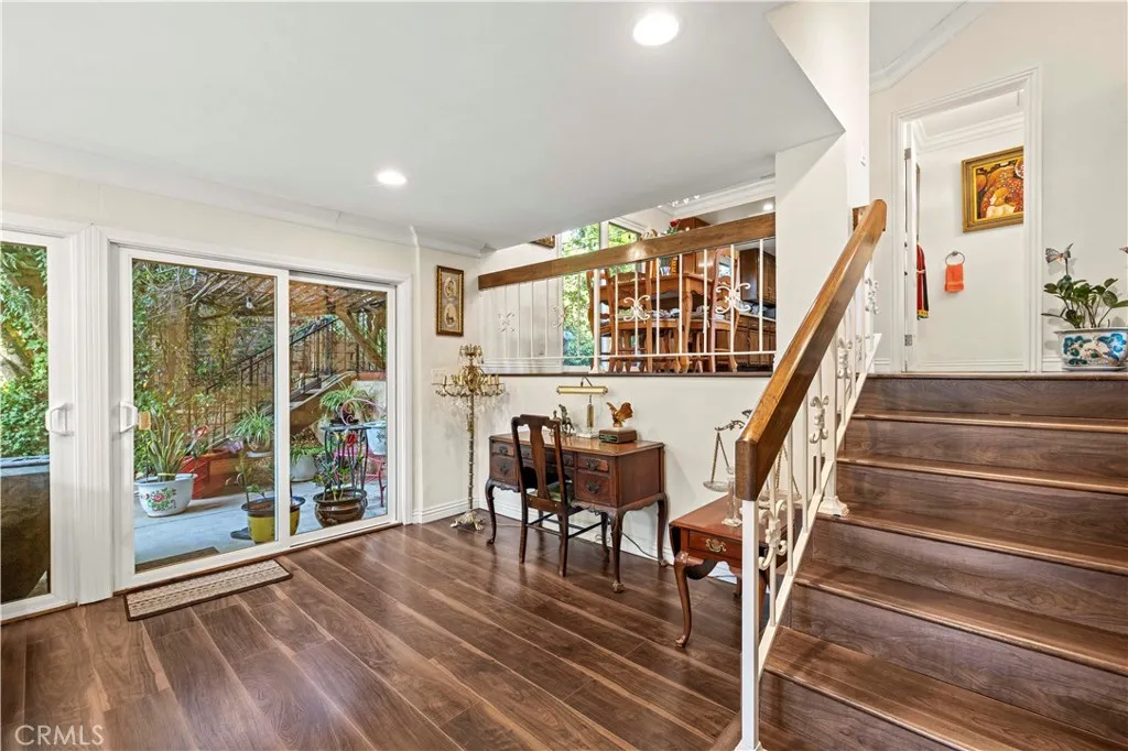 7125 Lonzo, Tujunga, California 91042 home-pic-21