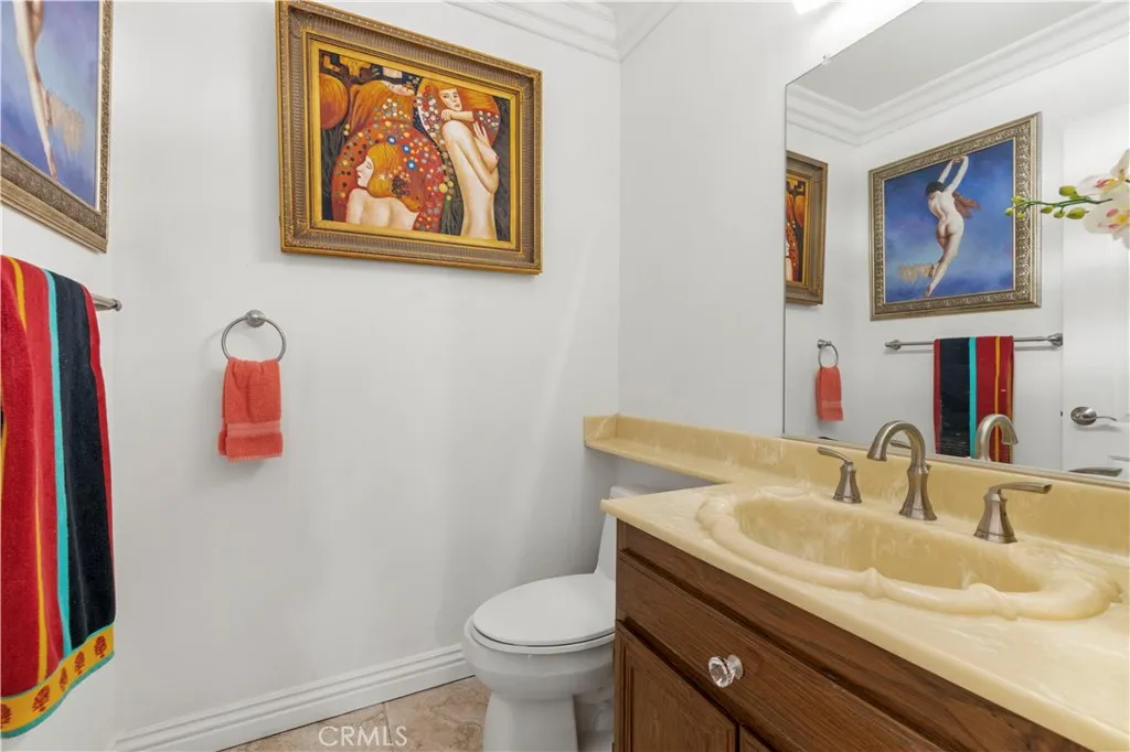 7125 Lonzo, Tujunga, California 91042 home-pic-9
