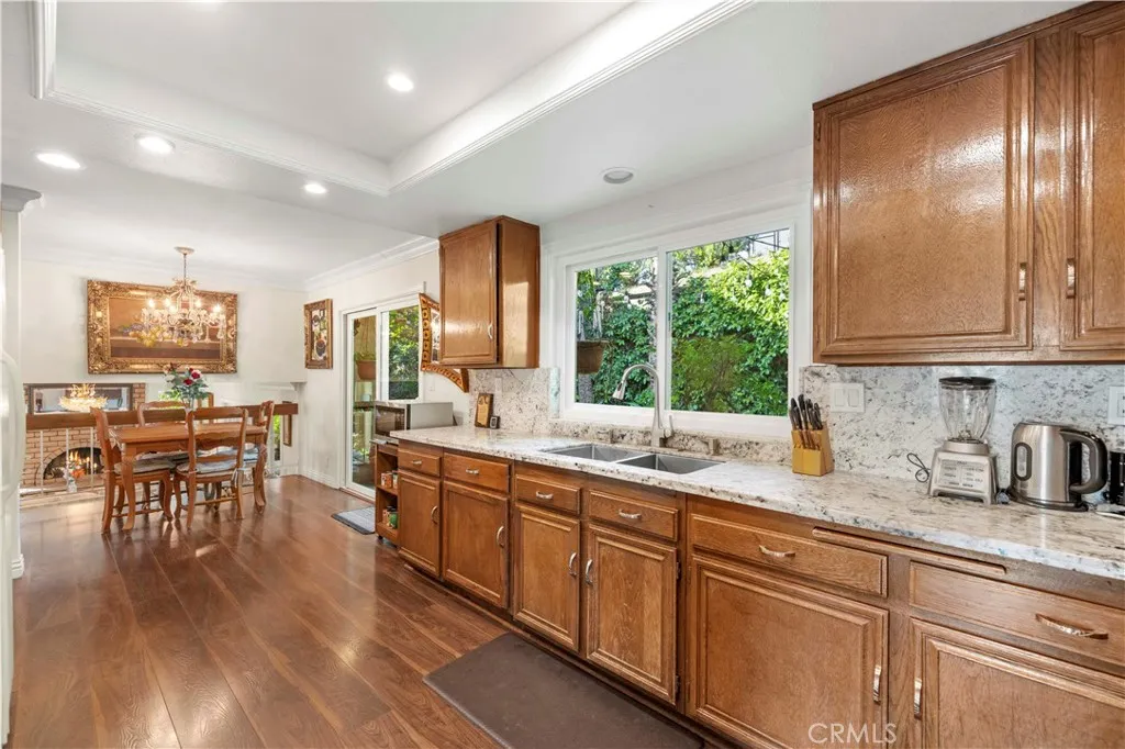 7125 Lonzo, Tujunga, California 91042 home-pic-18