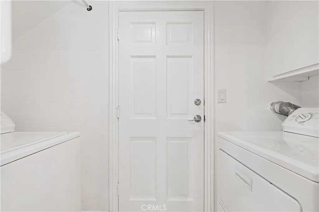 7125 Lonzo, Tujunga, California 91042 home-pic-19