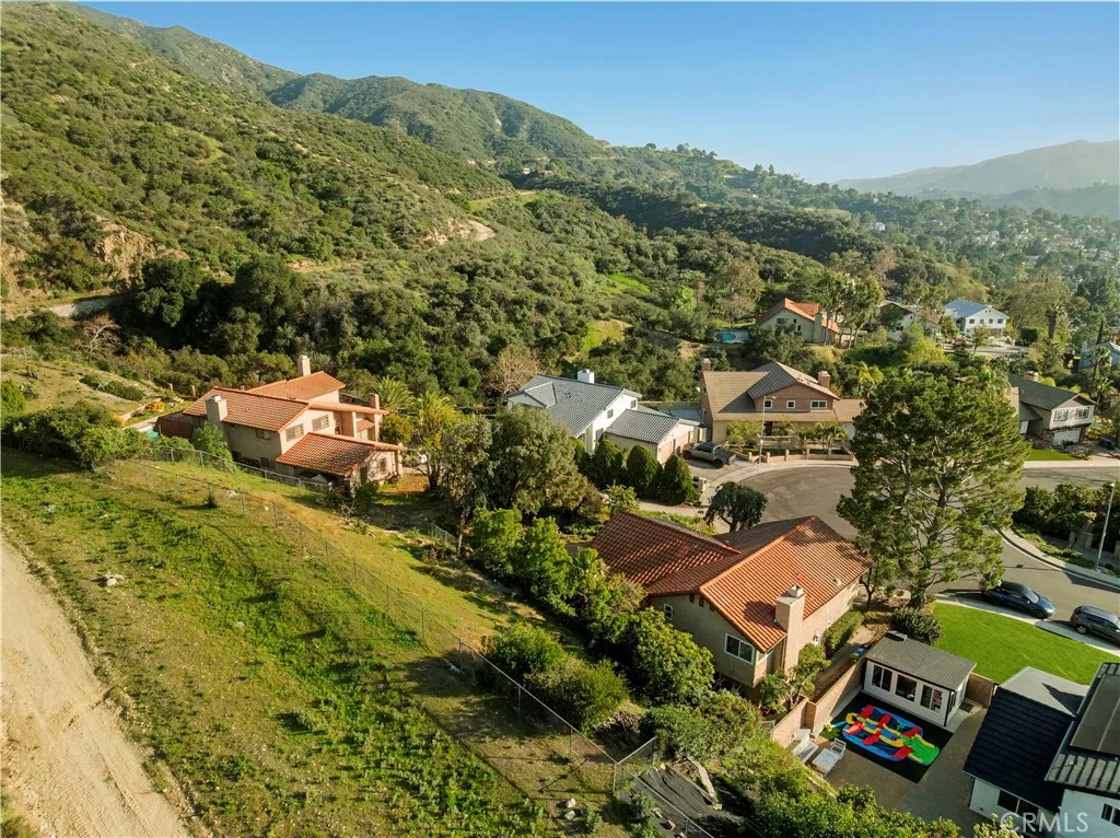 7125 Lonzo, Tujunga, California 91042 home-pic-64