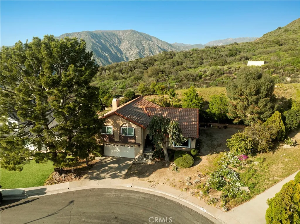 7125 Lonzo, Tujunga, California 91042 home-pic-1