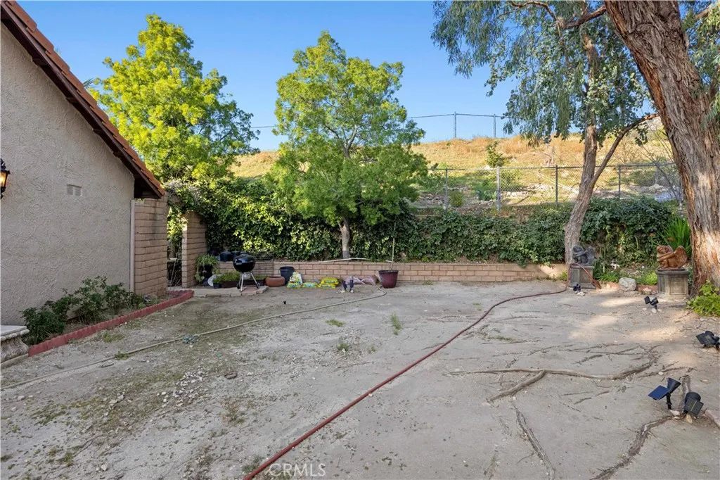 7125 Lonzo, Tujunga, California 91042 home-pic-54