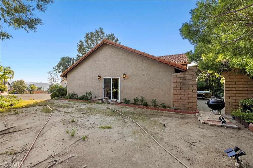 7125 Lonzo, Tujunga, California 91042 home-pic-51