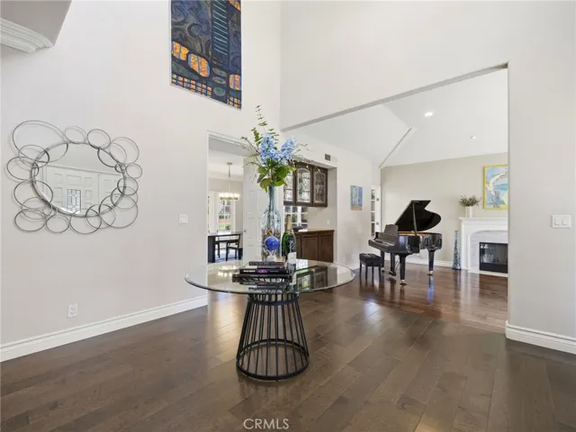 11030 Willowbrae, Chatsworth, California 91311