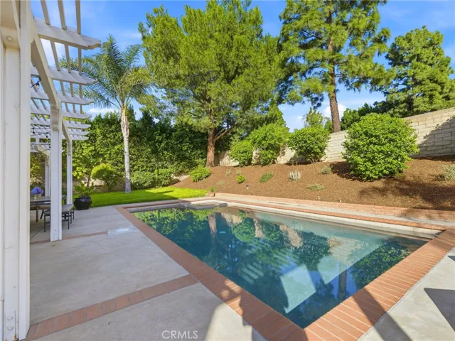 11030 Willowbrae, Chatsworth, California 91311