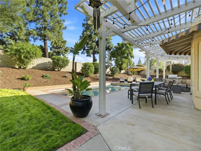 11030 Willowbrae, Chatsworth, California 91311