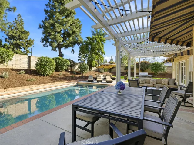 11030 Willowbrae, Chatsworth, California 91311