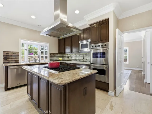 11030 Willowbrae, Chatsworth, California 91311