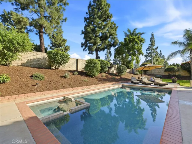 11030 Willowbrae, Chatsworth, California 91311