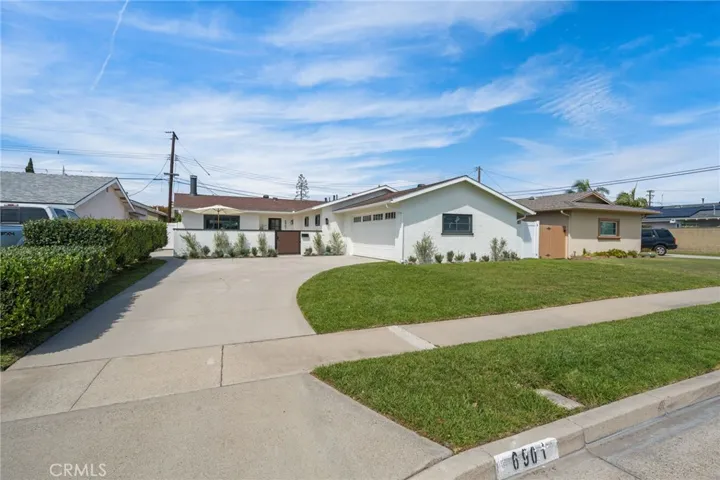 6901 Breeland, Huntington Beach, California 92647