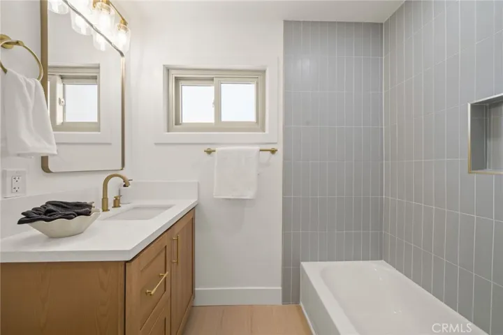 6901 Breeland, Huntington Beach, California 92647