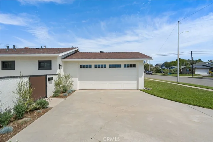 6901 Breeland, Huntington Beach, California 92647