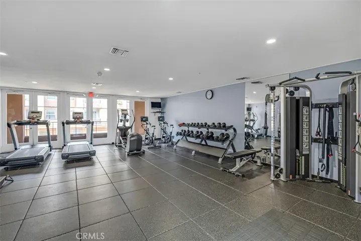 201 E Angeleno Avenue 326, Burbank, California 91502