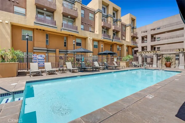 201 E Angeleno Avenue 326, Burbank, California 91502