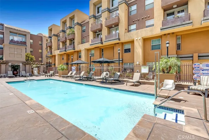 201 E Angeleno Avenue 326, Burbank, California 91502