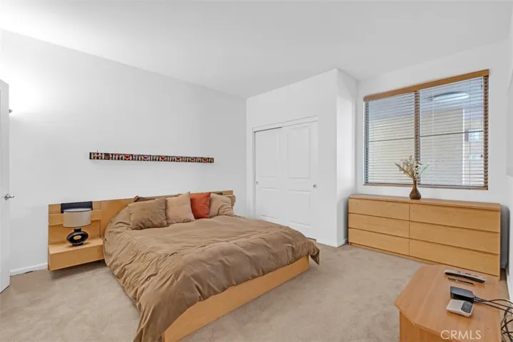 201 E Angeleno Avenue 326, Burbank, California 91502
