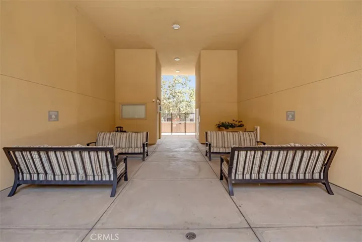 201 E Angeleno Avenue 326, Burbank, California 91502