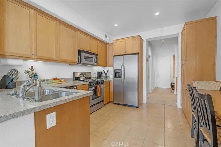 201 E Angeleno Avenue 326, Burbank, California 91502