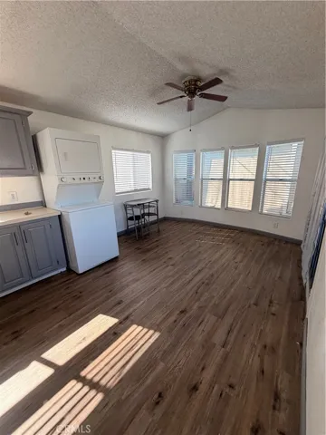 16511 Garfield D40, Paramount, California 90723 — photo 5