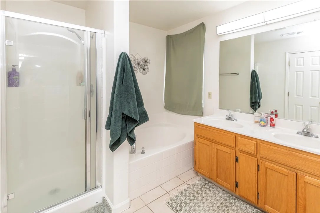 1151 Mazatlan, Merced, California 95348 home-pic-18