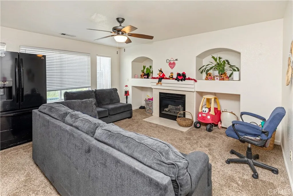 1151 Mazatlan, Merced, California 95348 home-pic-9