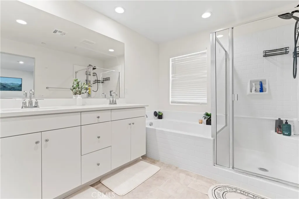 12704 Ironstone, Moreno Valley, California 92555 home-pic-4